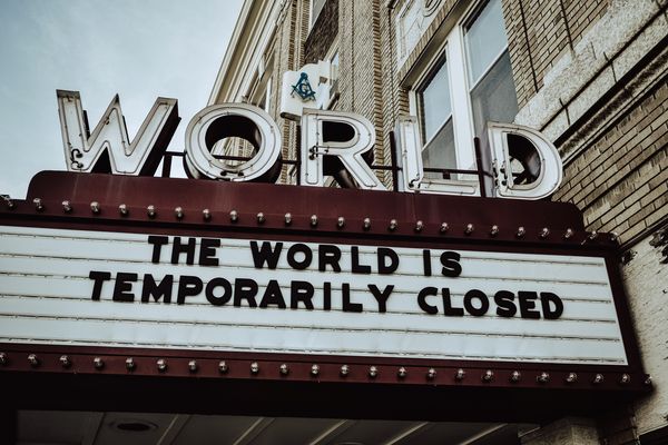 Corona & das Kino: Eine Branche leidet – und reagiert